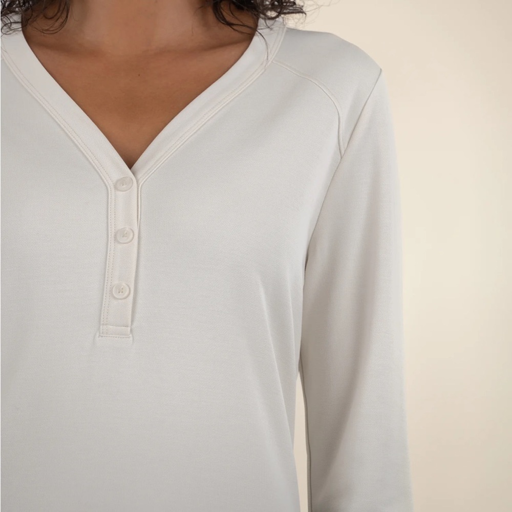 Kit from the Kloth Darla Henley top sz M - Picture 4 of 9